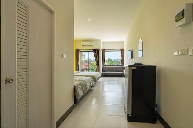 แอ่ว-ดีld Hotel&Residences Ngao Bagian luar foto